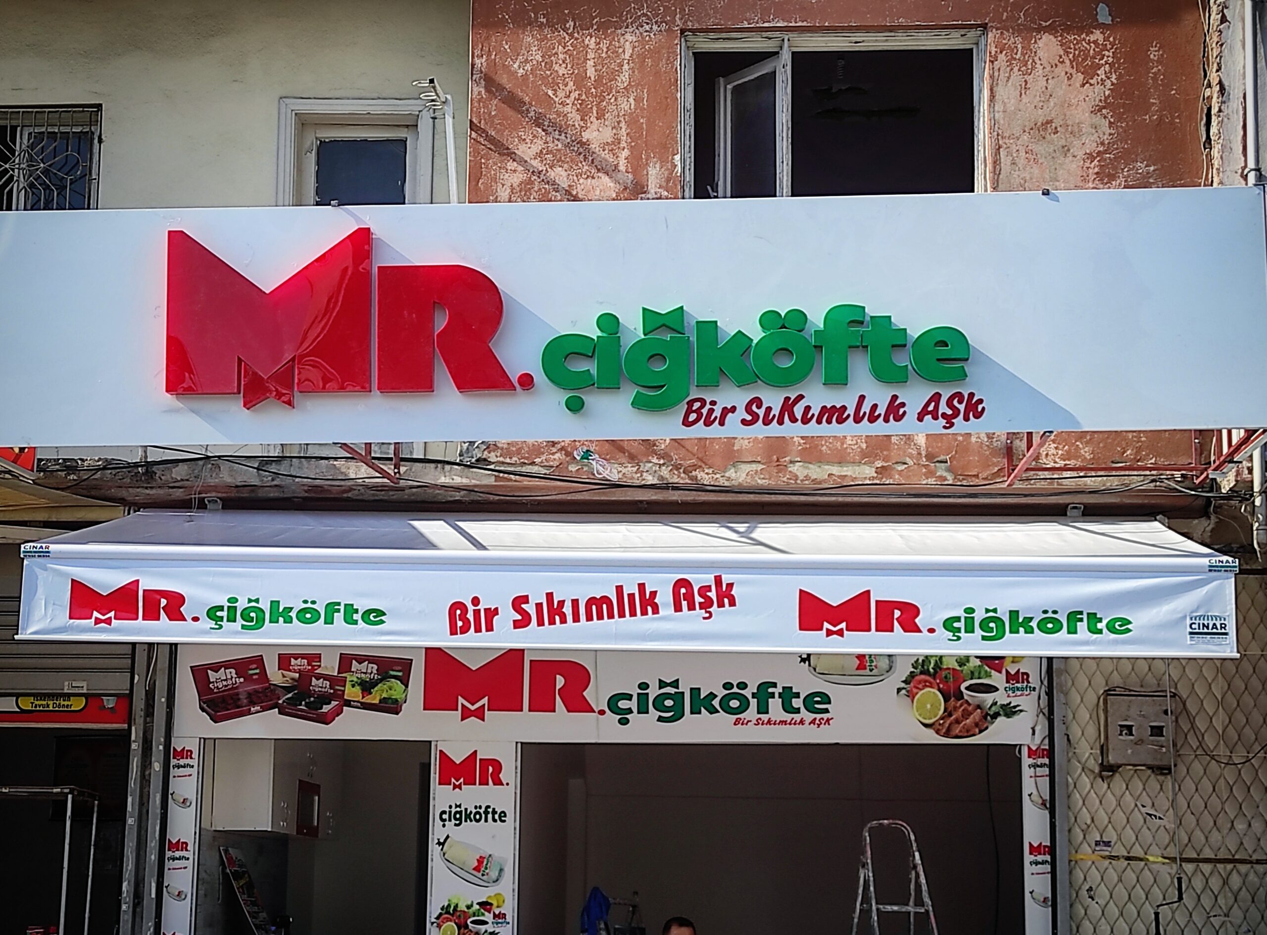 MR.çiğköfte Mafsallı Tente